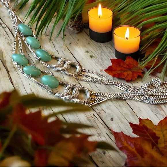 KENNETH COLE Silver Tone Layered Chain Necklace w/ Green Beads & Snake Design - Picture 8 of 9